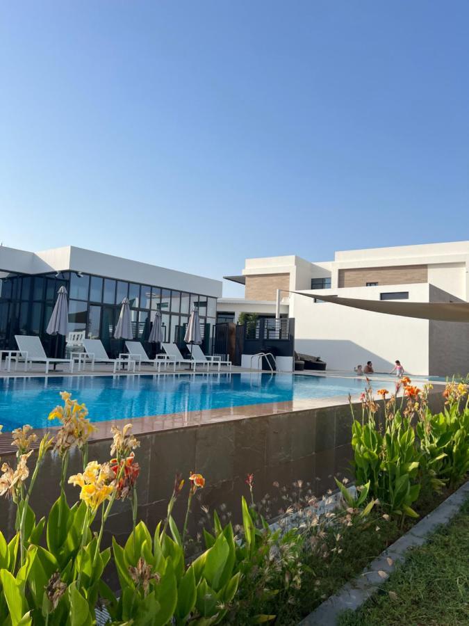 Relaxing Villa With Access To Pool And Beach 라스알카이마 외부 사진