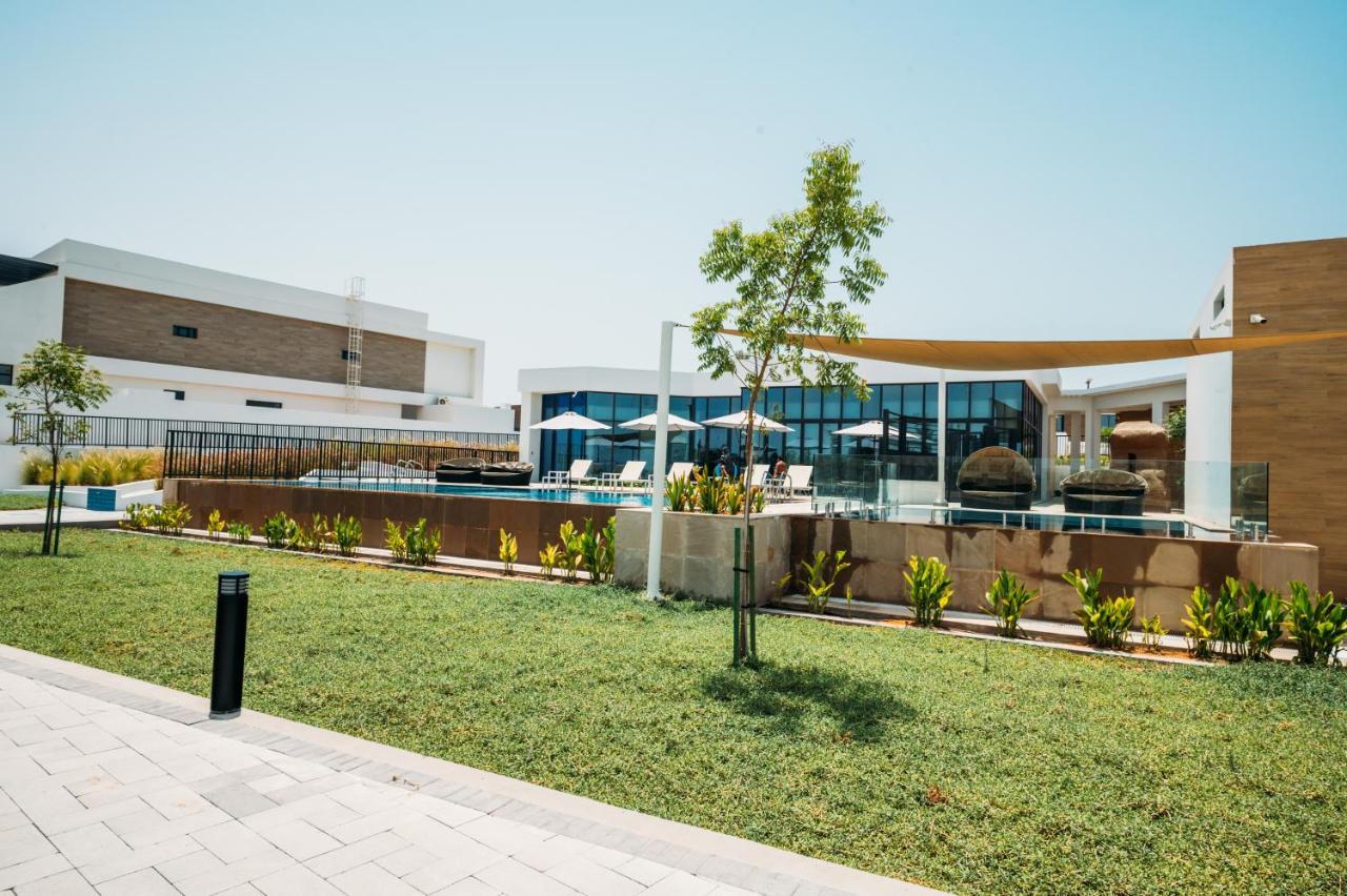 Relaxing Villa With Access To Pool And Beach 라스알카이마 외부 사진